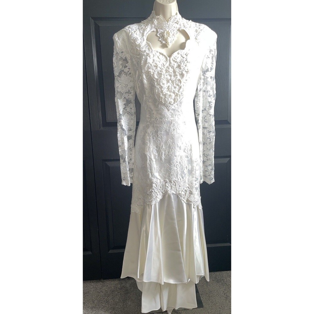 Vintage 80s Lace Wedding Dress Long Sleeve High Neck Pearl Mermaid Gown